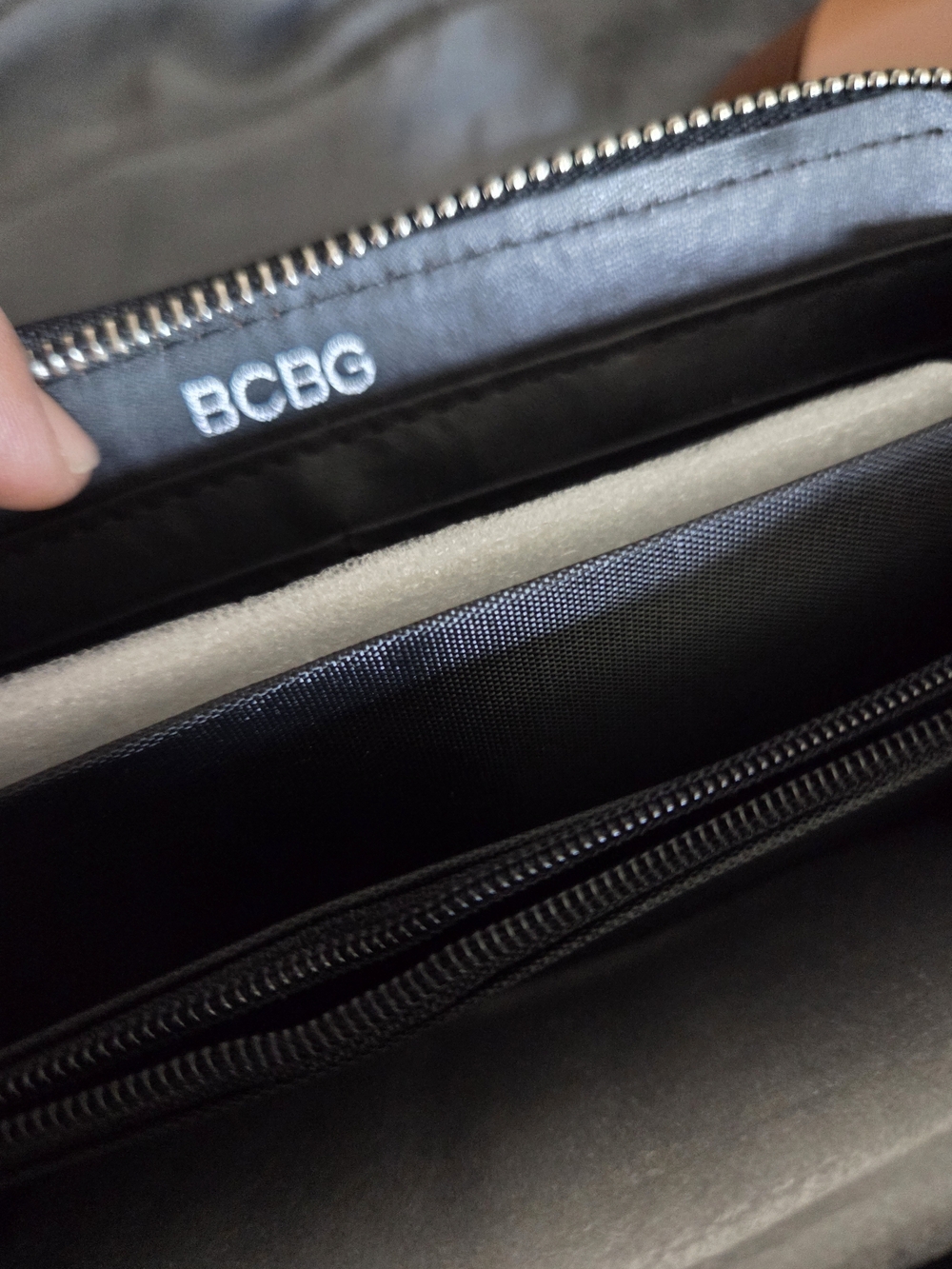 BCBGeneration Wallet - Picture 8 of 11